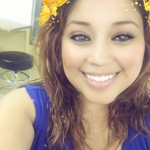 Meet your Posher, Dayana